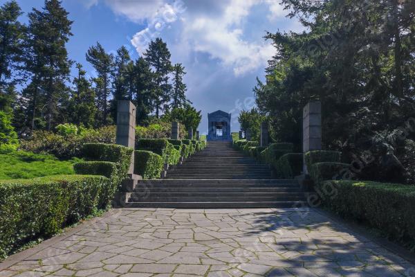 Half-day Tour from Belgrade to Avala Mount